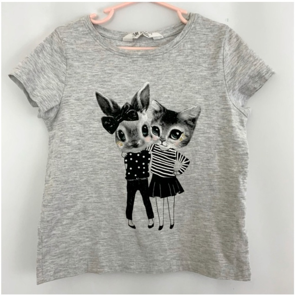 Girl’s H&M Gray Bunny and Kitty Tee Size 6-8 Y